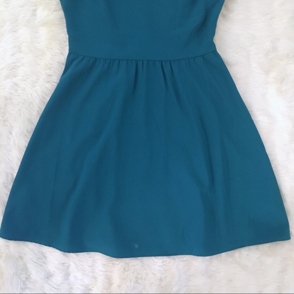 JACK Fit And Flare Sheer v Neck Top Mini Dress - Picture 3 of 4